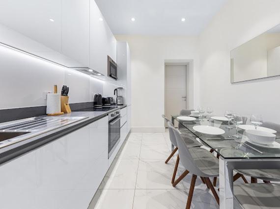 Harley Street Luxury Snug Apartment Лондон Екстериор снимка